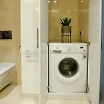 Wonderful In Prime North Location - Heaven For Extended