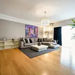 Wonderful In Prime North Location - Heaven For Extended Appartement Bucarest