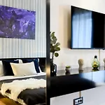 Wonderful In Prime North Location - Heaven For Extended Appartement