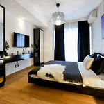 Apartment Wonderful In Prime North Location - Heaven For Extended Bucharest
