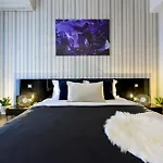 Wonderful In Prime North Location - Heaven For Extended *