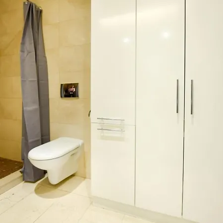 Wonderful In Prime North Location - Heaven For Extended * Bukurešť