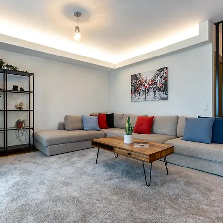 Wonderful In Prime North Location - Heaven For Extended Apartment Bucharest