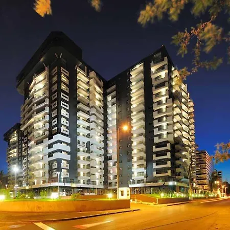 Wonderful In Prime North Location - Heaven For Extended Bucharest
