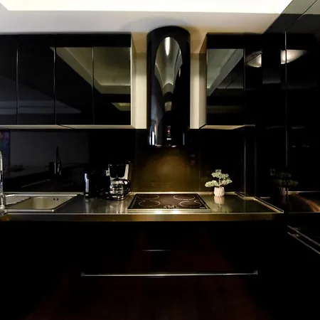 Wonderful In Prime North Location - Heaven For Extended