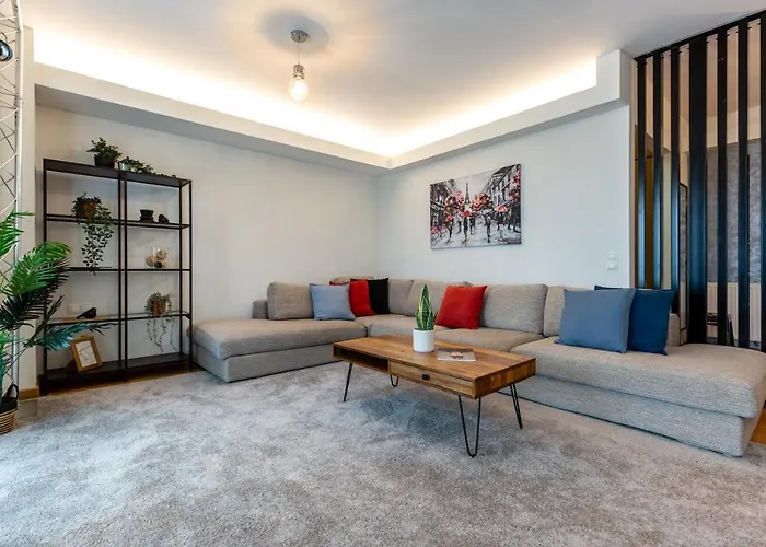 Wonderful In Prime North Location - Heaven For Extended Apartment Bucharest