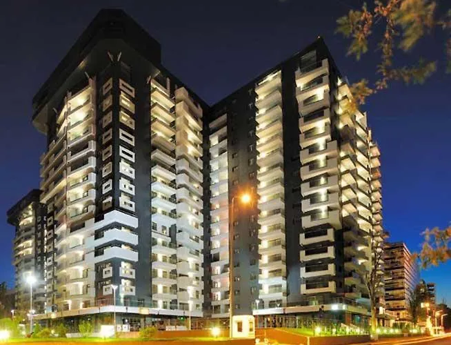 Wonderful In Prime North Location - Heaven For Extended Bucharest